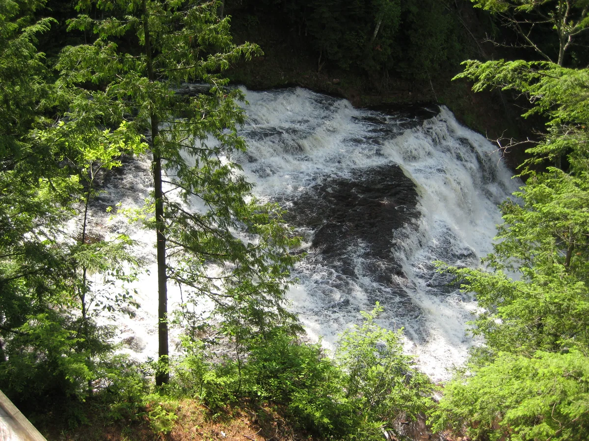 Looking down over the ledge