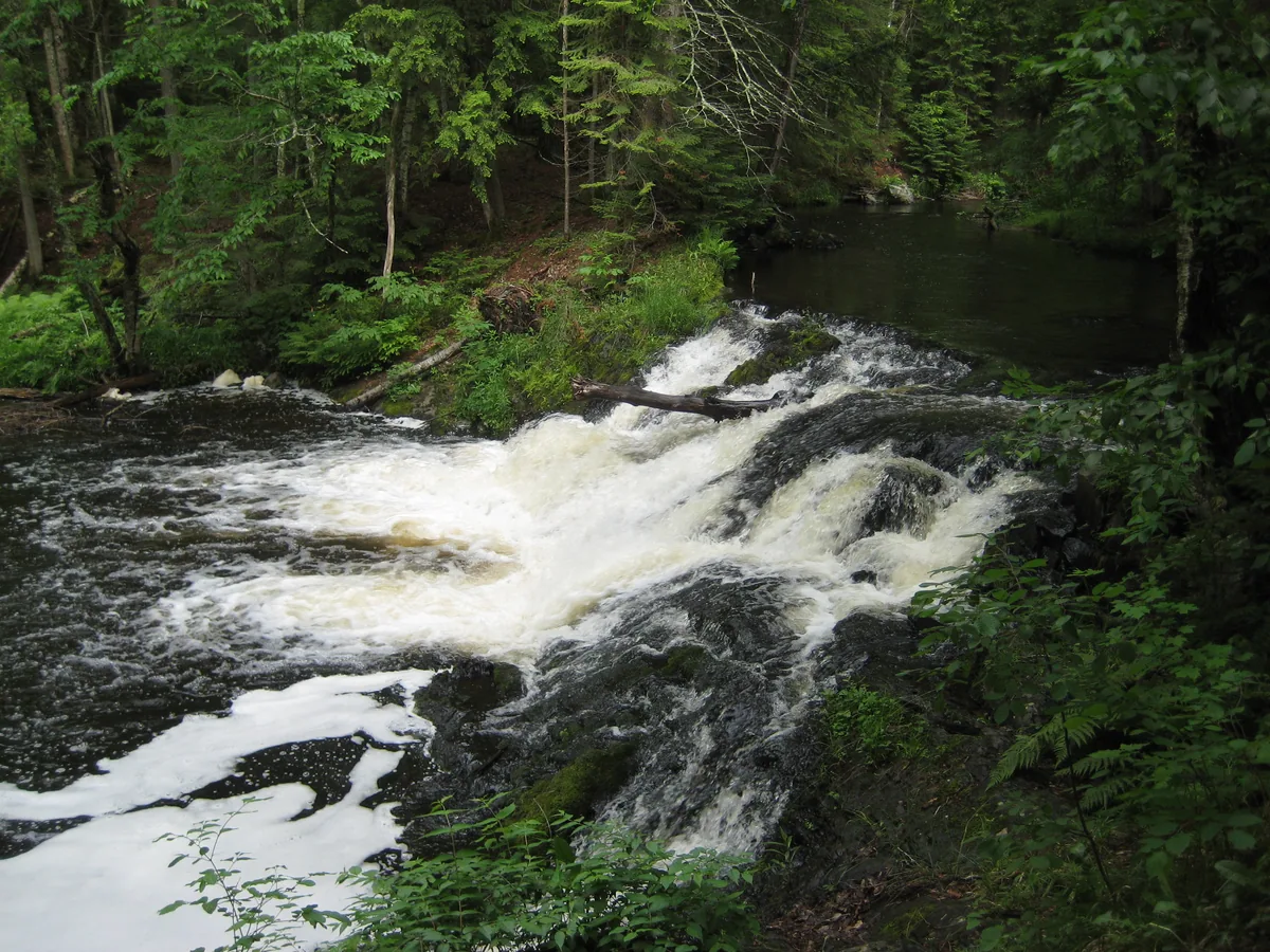 Side view of Jumbo Falls