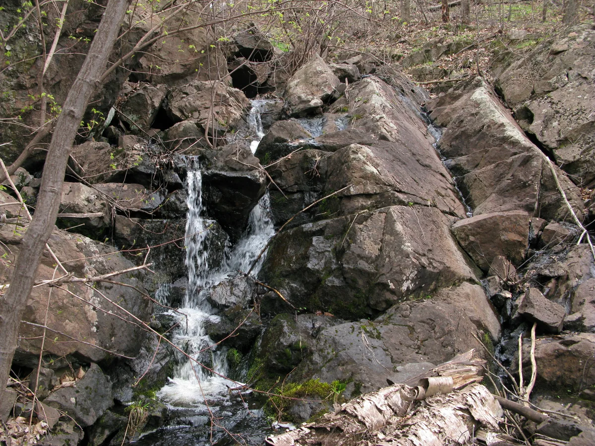 Small streams around the rocky blocks