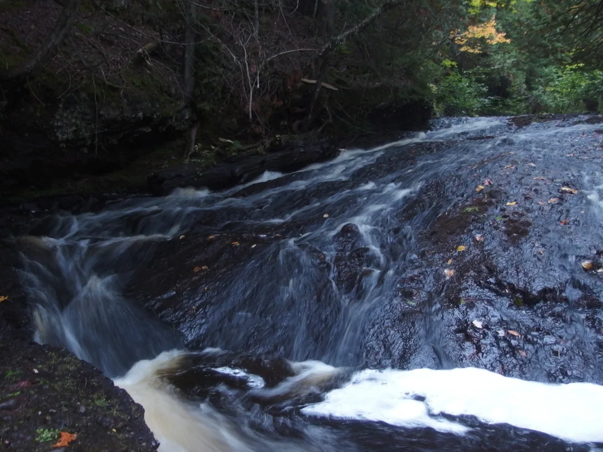 Sideways skew to the river