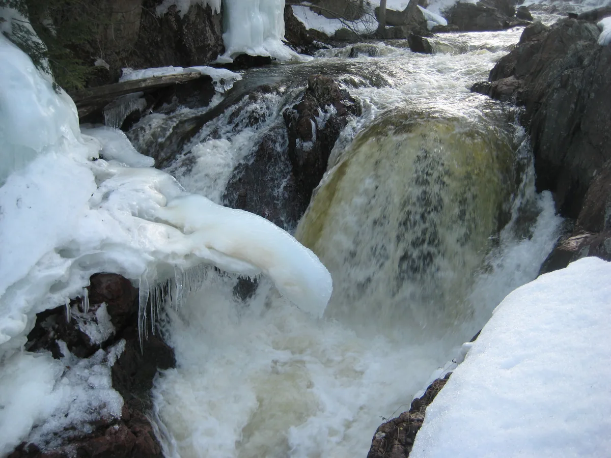 Looking down at the plunge