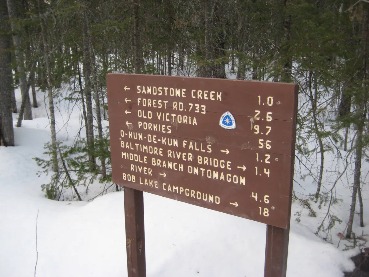 Helpful sign on the North County Trail