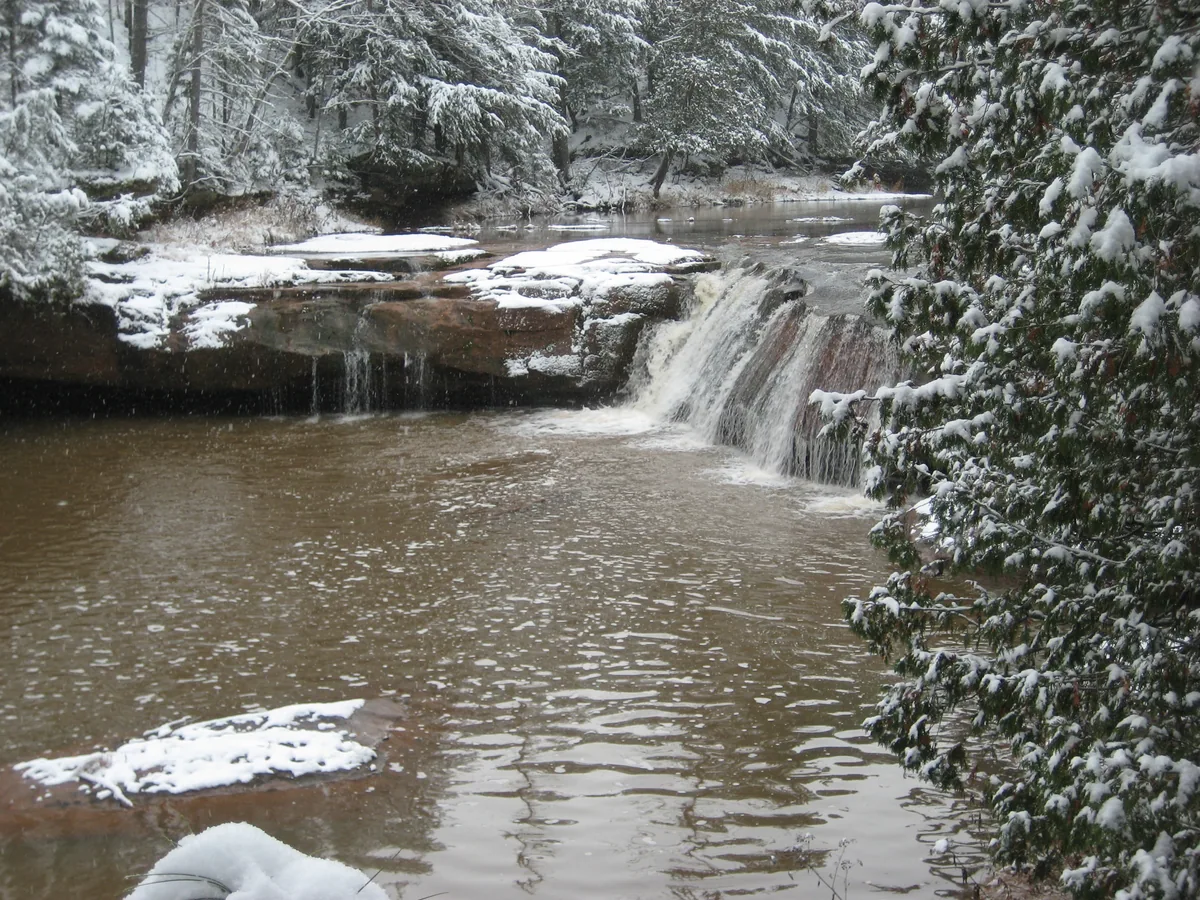 Upper drops