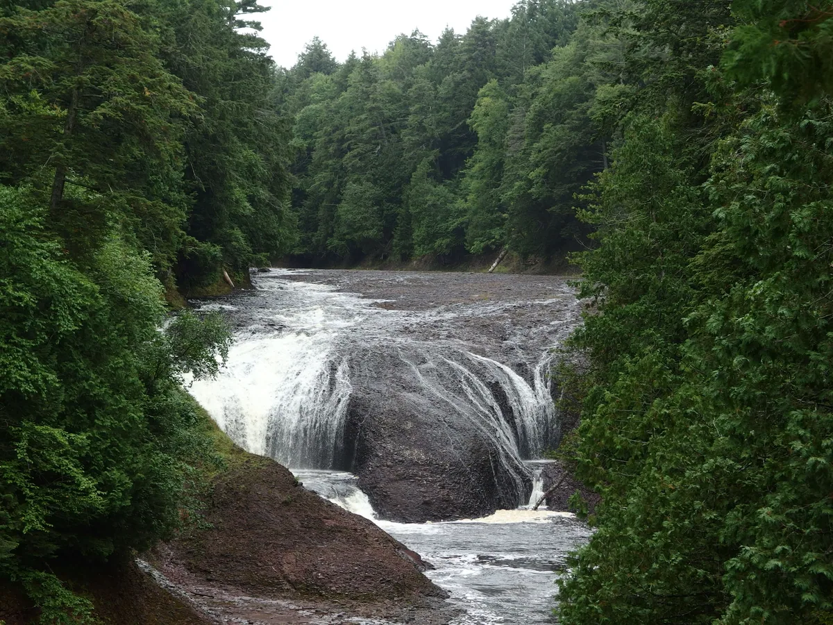 Distant view back to the large falls