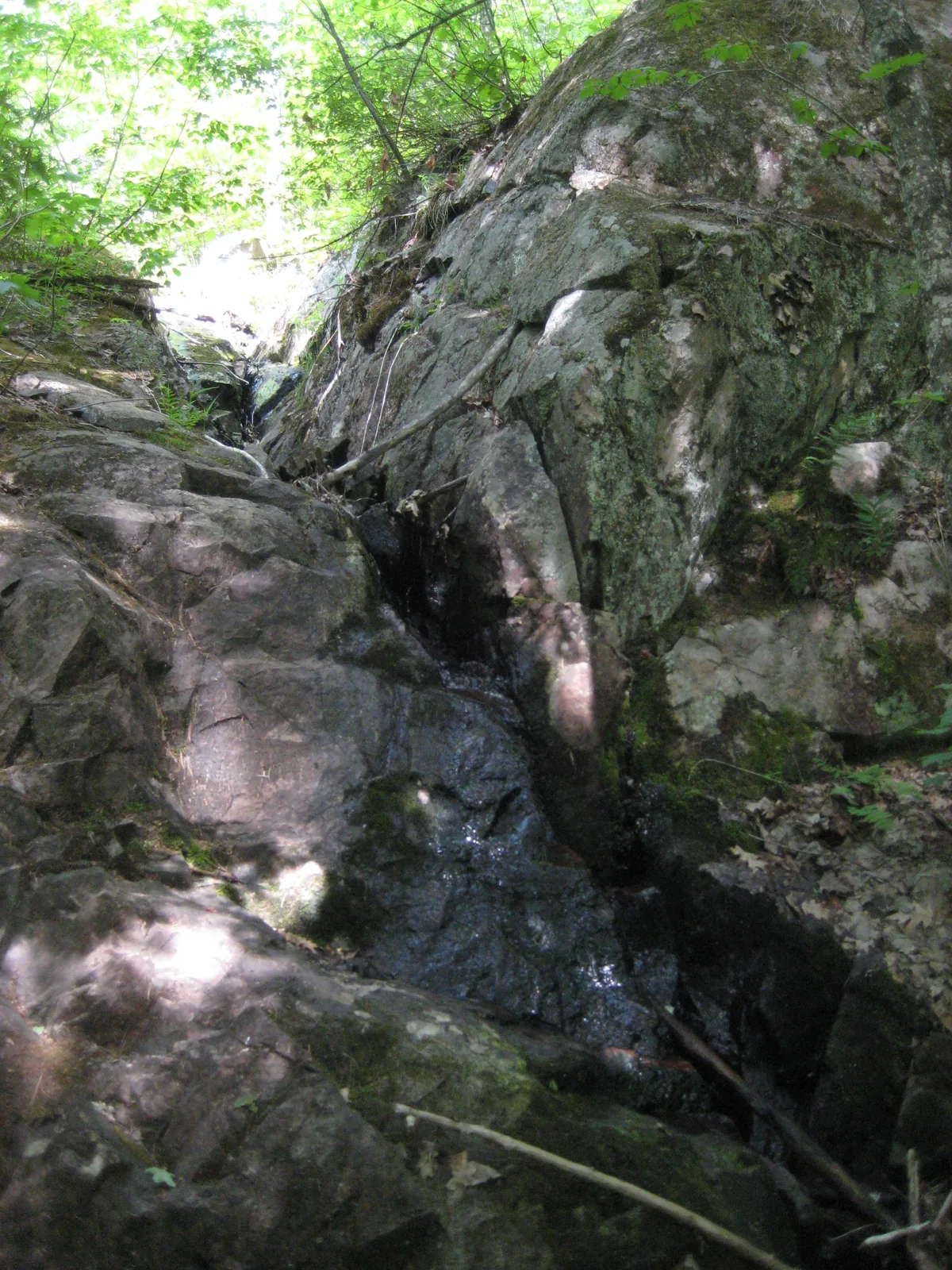 Narrow crack in the rock