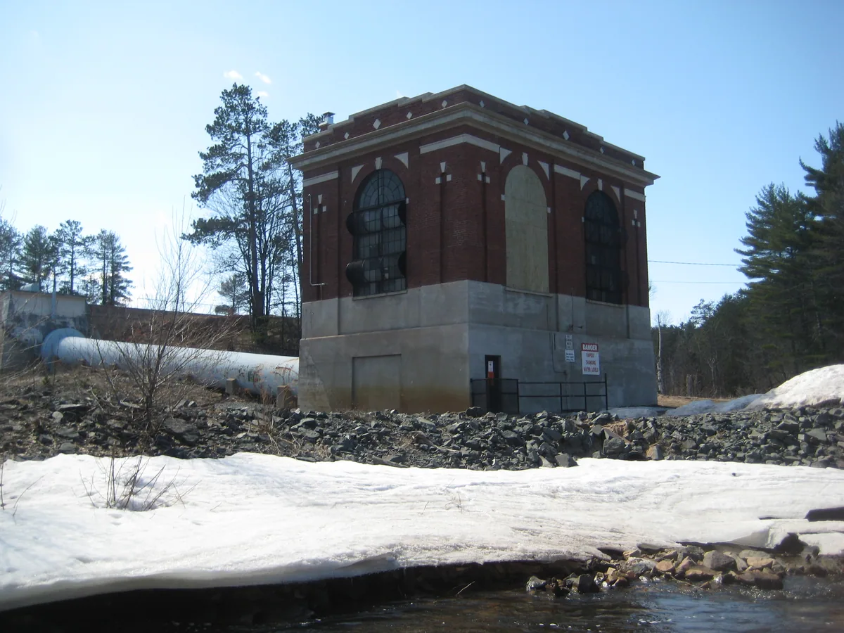 A tall brick power station